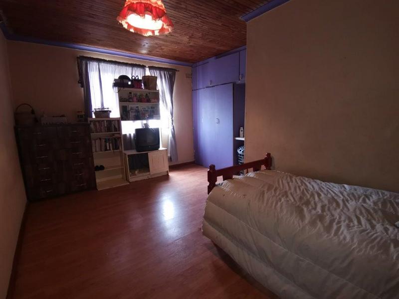 7 Bedroom Property for Sale in Riverton Western Cape